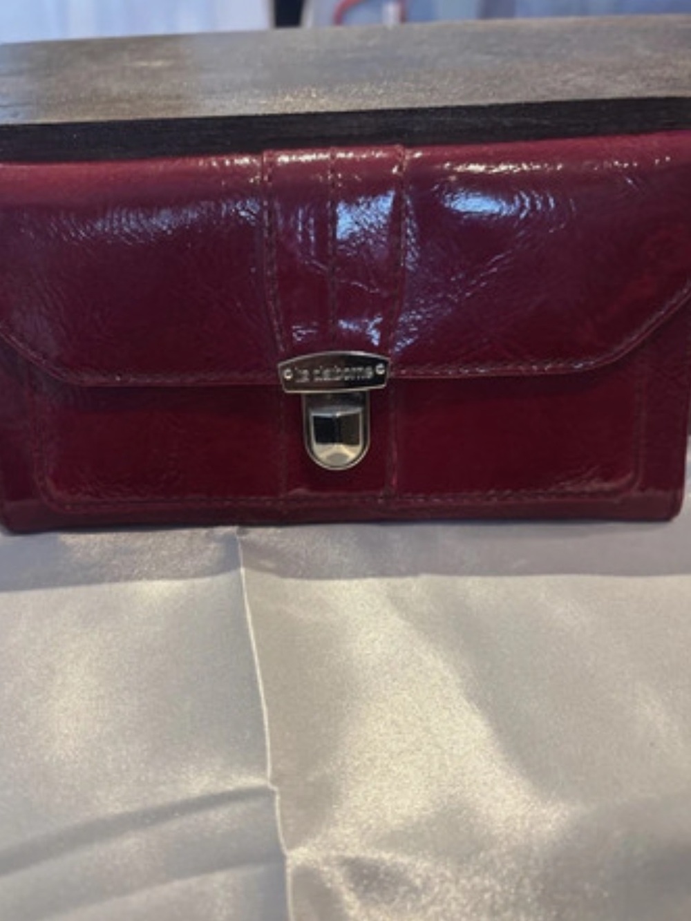 “New” Vintage Liz Claiborne Red Patent Leather Trifold Wallet.  (7 3/4” X 4”)